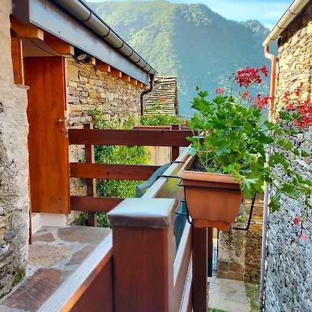 Ca' Del Pitur Cicogna Bed & Breakfast *